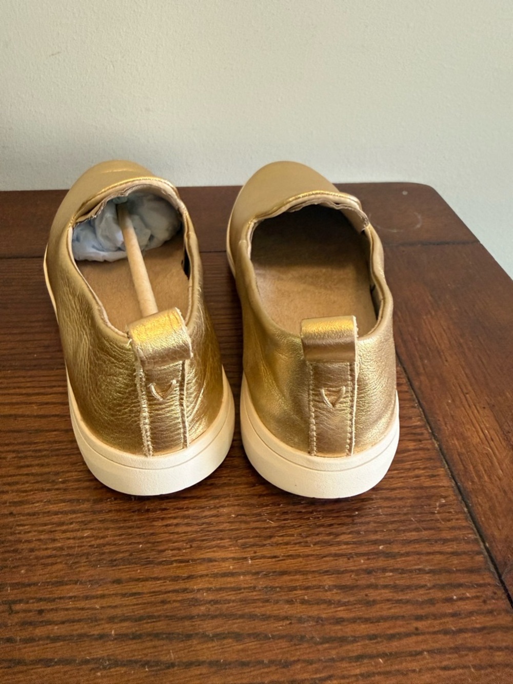 Vionic Uptown Willa Metallic Gold Slip-On‎ Sneakers 6 - Picture 5 of 7
